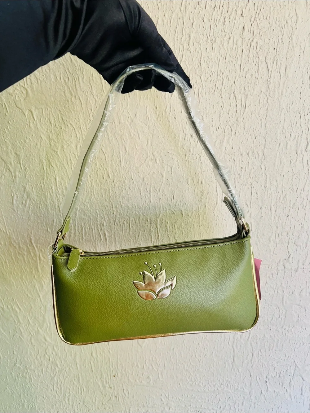 Dani By Danielle Nicole X Disney Baguette Shoulder Bag NWT - Picture 1 of 7